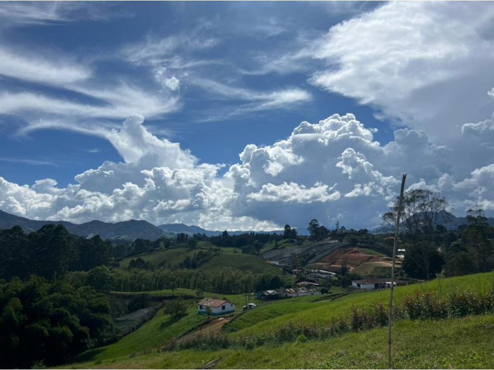 ENCANTADOR LOTE EN VENTA UBICADO EN PARCELACION EL CARMEN — foto 2