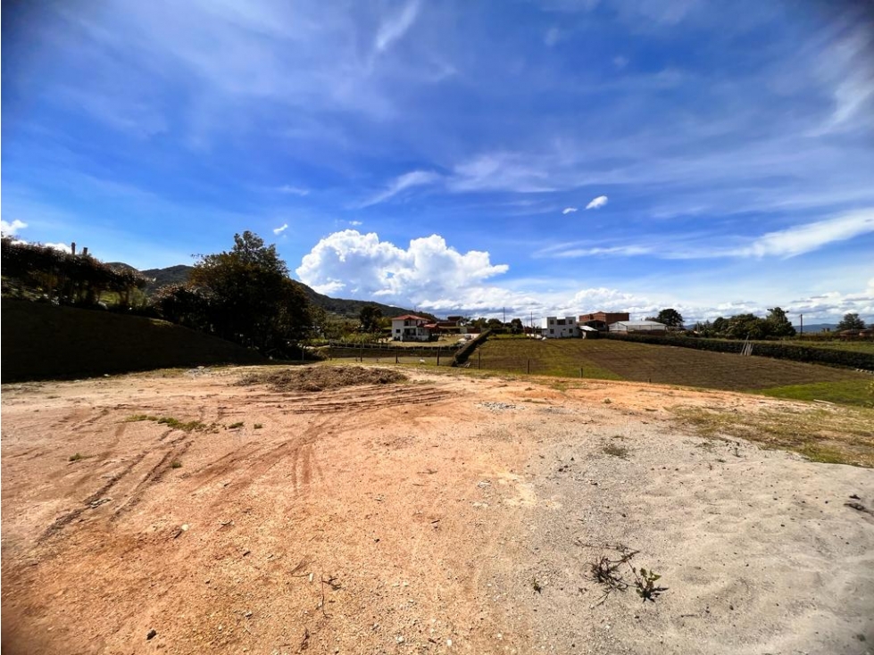 LINDO LOTE EN VENTA EN PARCELACIÓN EL CARMEN DE VIBORAL — foto 2
