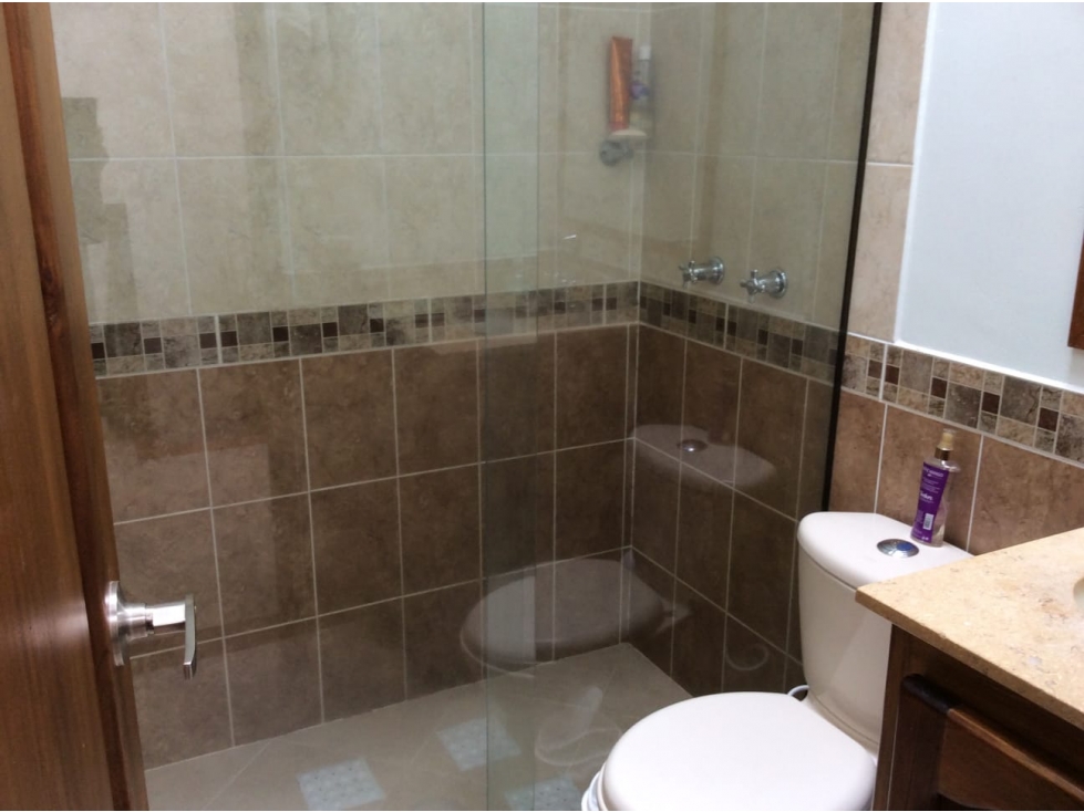 HERMOSA CASA EN VENTA EN RIONEGRO SECTOR SAN BARTOLO — foto 5