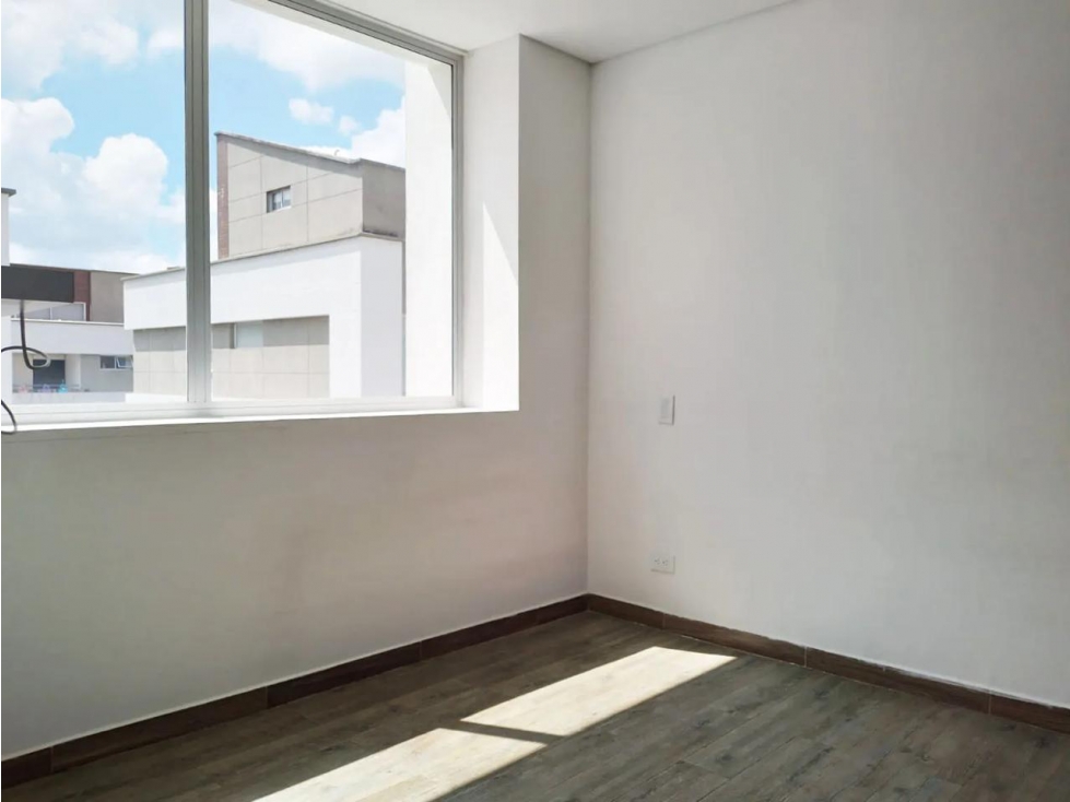HERMOSA CASA EN VENTA EN RIONEGRO SECTOR PORVENIR — foto 5