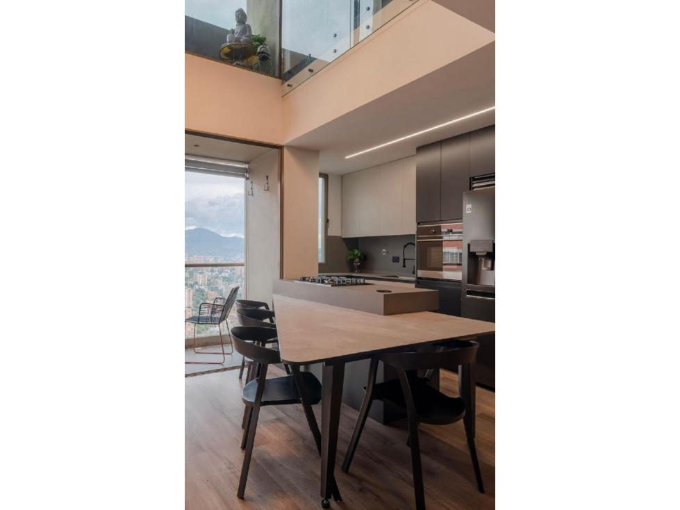 ESPECTACULAR PENTHOUSE EN VENTA POBLADO MEDELLIN