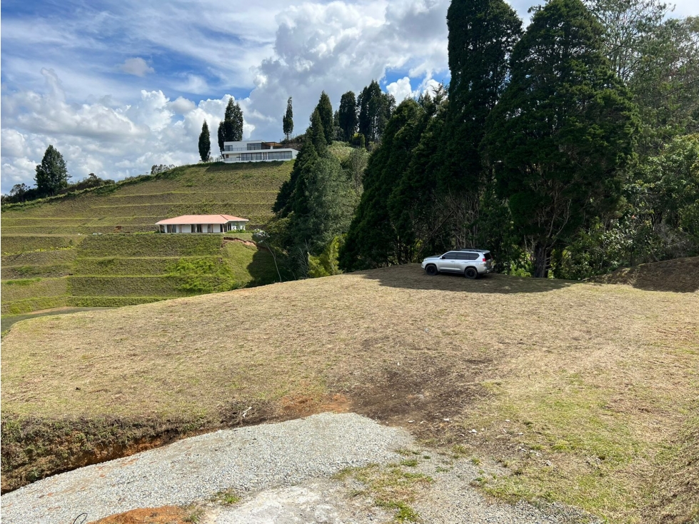 ESPECTACULAR LOTE EN PARCELACIÓN GUARNE ANTIOQUIA — foto 2