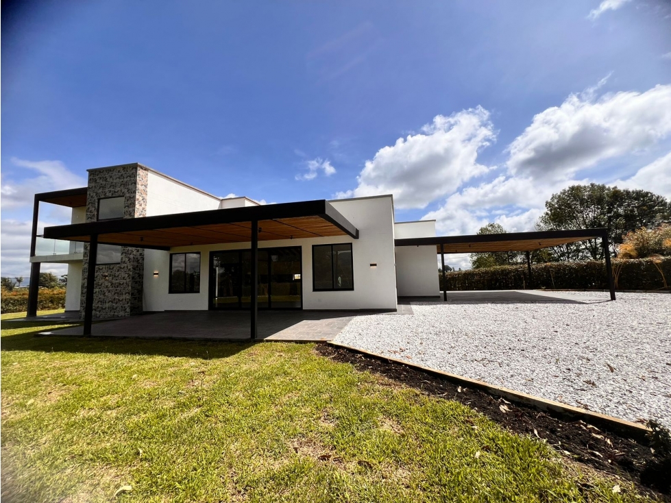 LINDA CASA FINCA PARA ESTRENAR EN VENTA EL CARMEN DE VIBORAL — foto 2