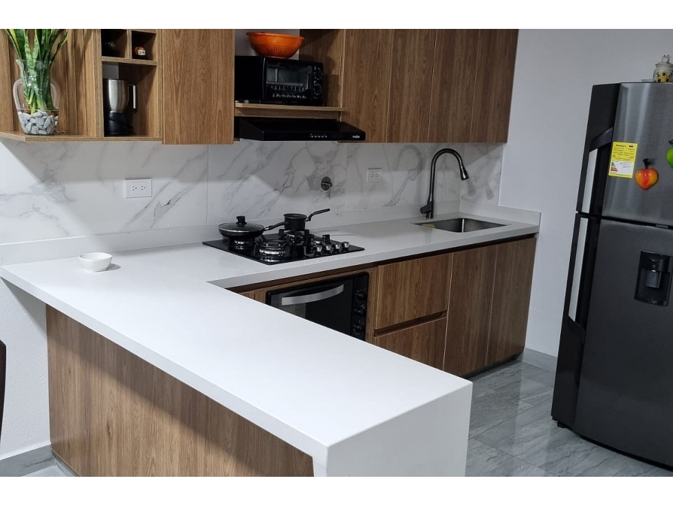 HERMOSA CASA DE PRIMER PISO EN VENTA PORVENIR / RIONEGRO-ANTIOQUIA