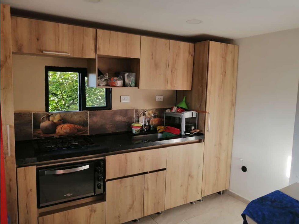 HERMOSA FINCA EN VENTA MARINILLA — foto 2