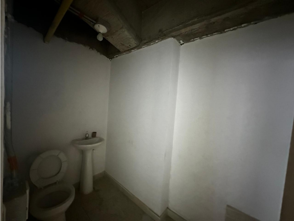 ENCANTADOR LOCAL EN VENTA RIONEGRO - 2