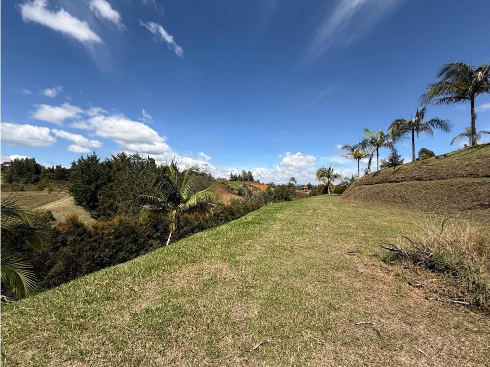ESPECTACULAR LOTE EN VENTA SECTOR CANADA EL CARMEN DE VIBORAL — foto 2