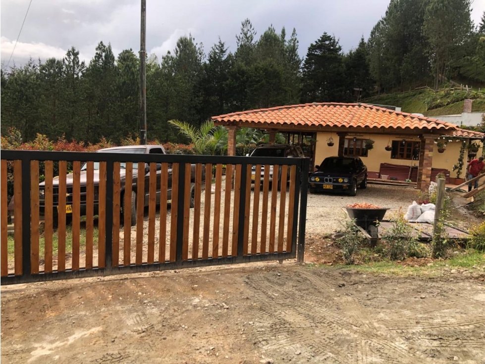 LINDA FINCA EN VENTA RIONEGRO