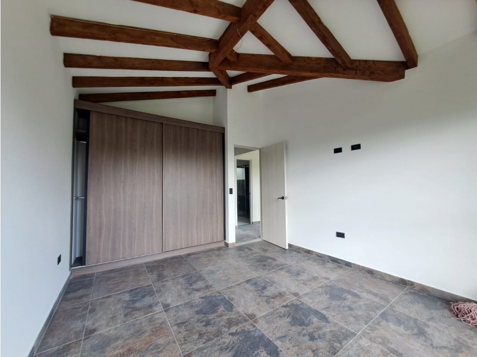 HERMOSA CASA FINCA EN VENTA EN MARINILLA — foto 2
