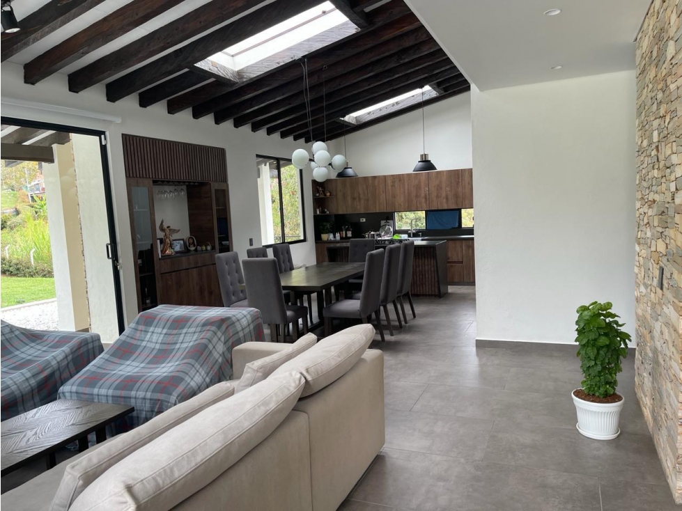 ENCANTADORA FINCA EN VENTA GUARNE — foto 3