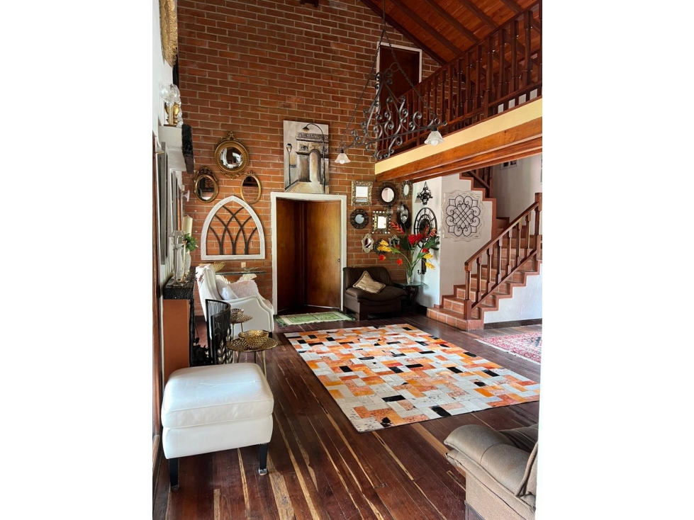 ENCANTADORA FINCA EN VENTA SECTOR AEROPUERTO — foto 2