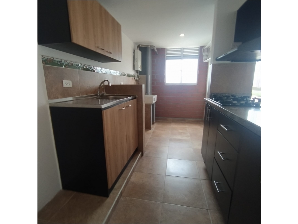 HERMOSO APARTAMENTO EN VENTA EN RIONEGRO — foto 2