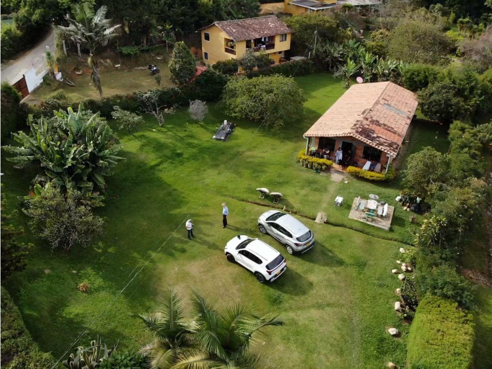 ENCANTADORA FINCA EN VENTA GUARNE CERCA A LA AUTOPISTA — foto 5