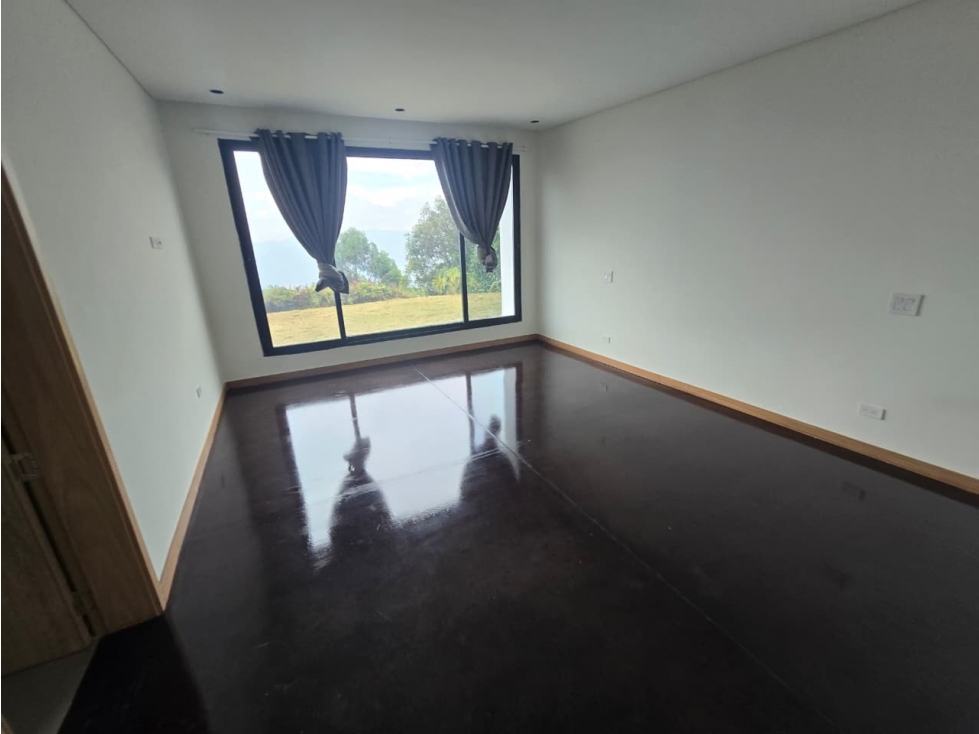 HERMOSA CASA EN VENTA PALMAS — foto 2