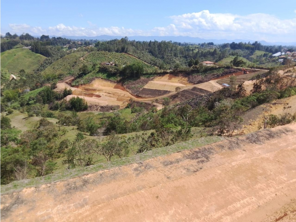 HERMOSOS LOTES EN VENTA CERCA A LA AUTOPISTA MEDELLÍN BOGOTÁ — foto 2