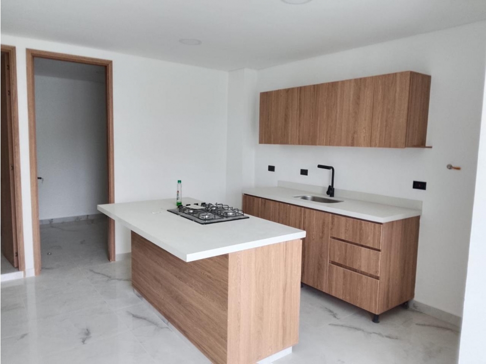 ENCANTADORES APARTAMENTOS LOCALES EN VENTA GUATAPE