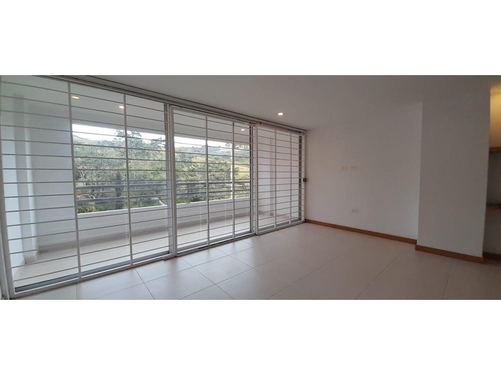 ENCANTADOR APARTAMENTO EN VENTA EL CARMEN DE VIBORAL — foto 2