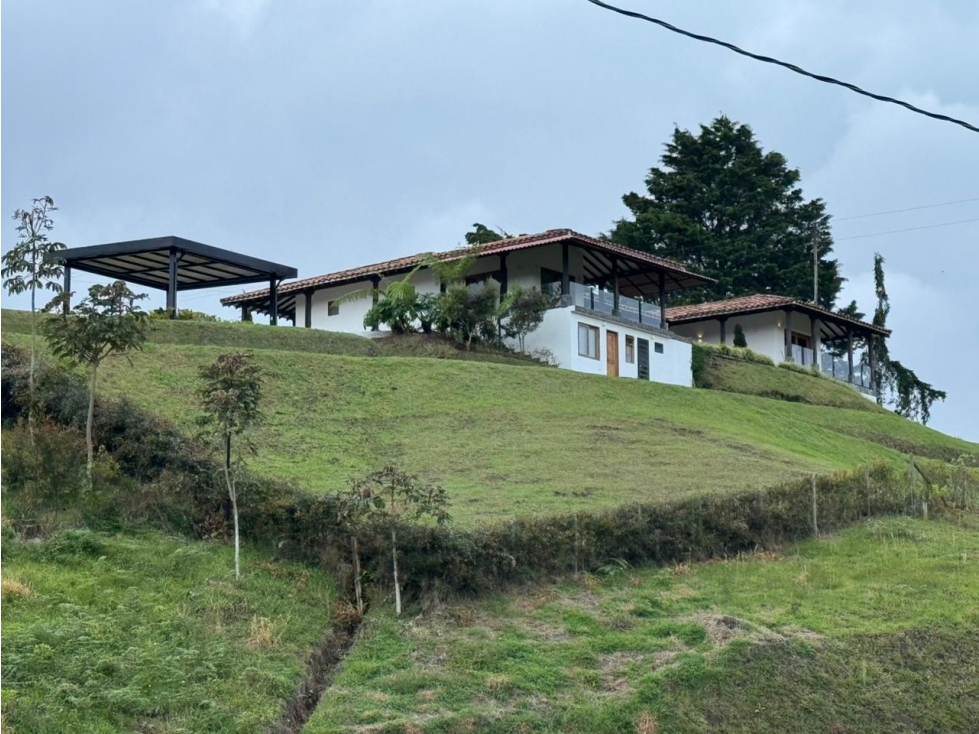 ENCANTADORA FINCA MUY CERCA AL PARQUE DE SAN ANTONIO PEREIRA VÍACEJA — foto 2