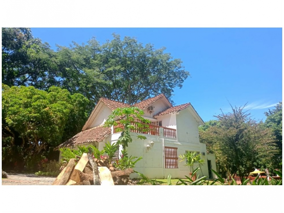 HERMOSA CASA FINCA EN VENTA SAN JERÓNIMO