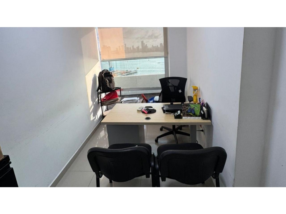 EXCEPCIONAL OFICINA EN VENTA CON LINDA VISTA A LA BAHIA CARTAGENA — foto 4