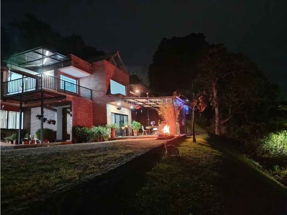 HERMOSA CASA EN VENTA ENVIGADO SECTOR EL CHINGUI — foto 5
