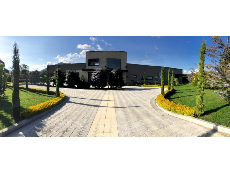 ENCANTADORA CASA CAMPESTRE EN VENTA LA CEJA UNIDAD CERRADA — foto 2