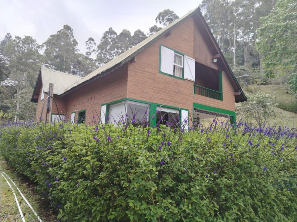 ESPECTACULAR FINCA EN VENTA LA CEJA DENTRO DE UNIDAD