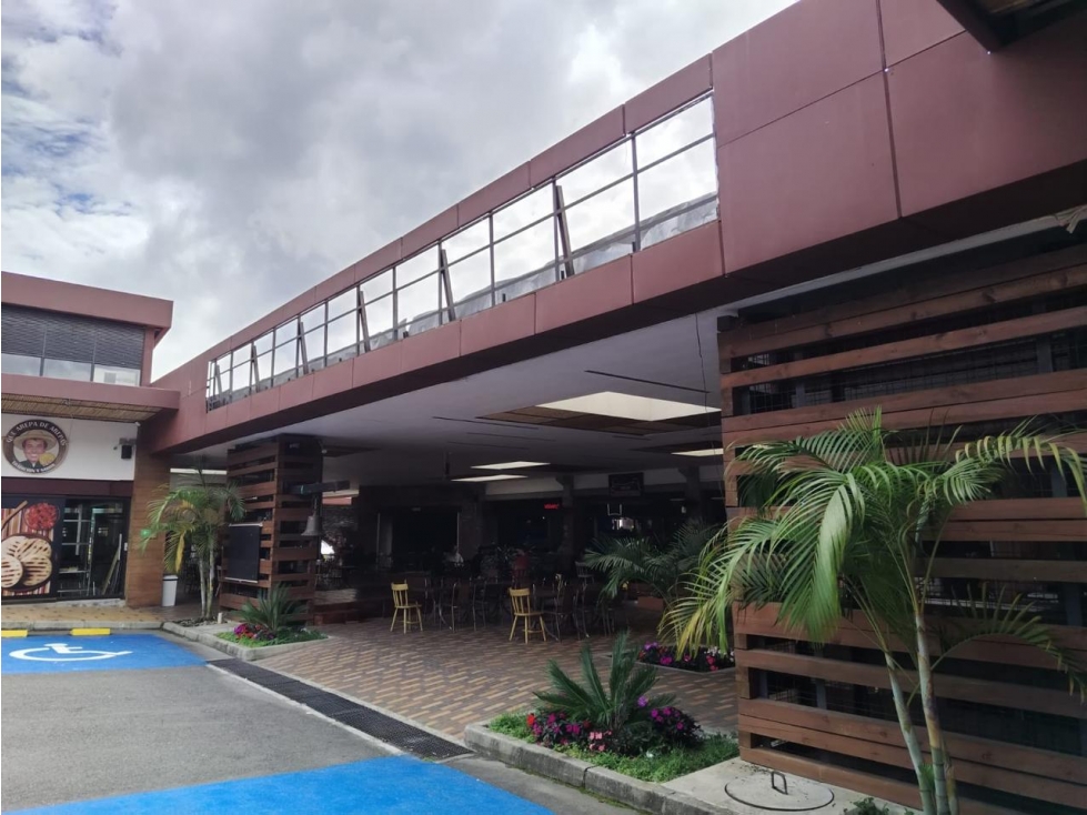 ESPECTACULAR LOCAL COMERCIAL EN VENTA Y RENTA LA CEJA