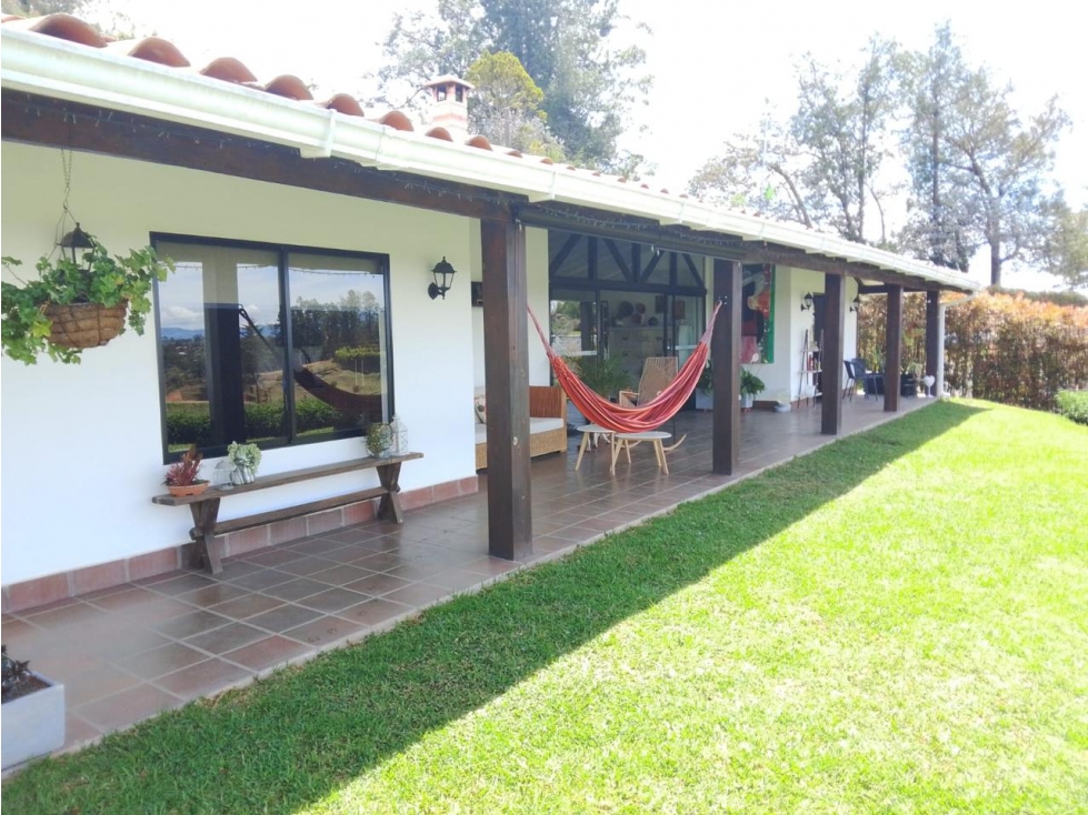 ESPECTACULAR FINCA EN VENTA SAN VICENTE CERCA A LA AUTOPISTA — foto 2