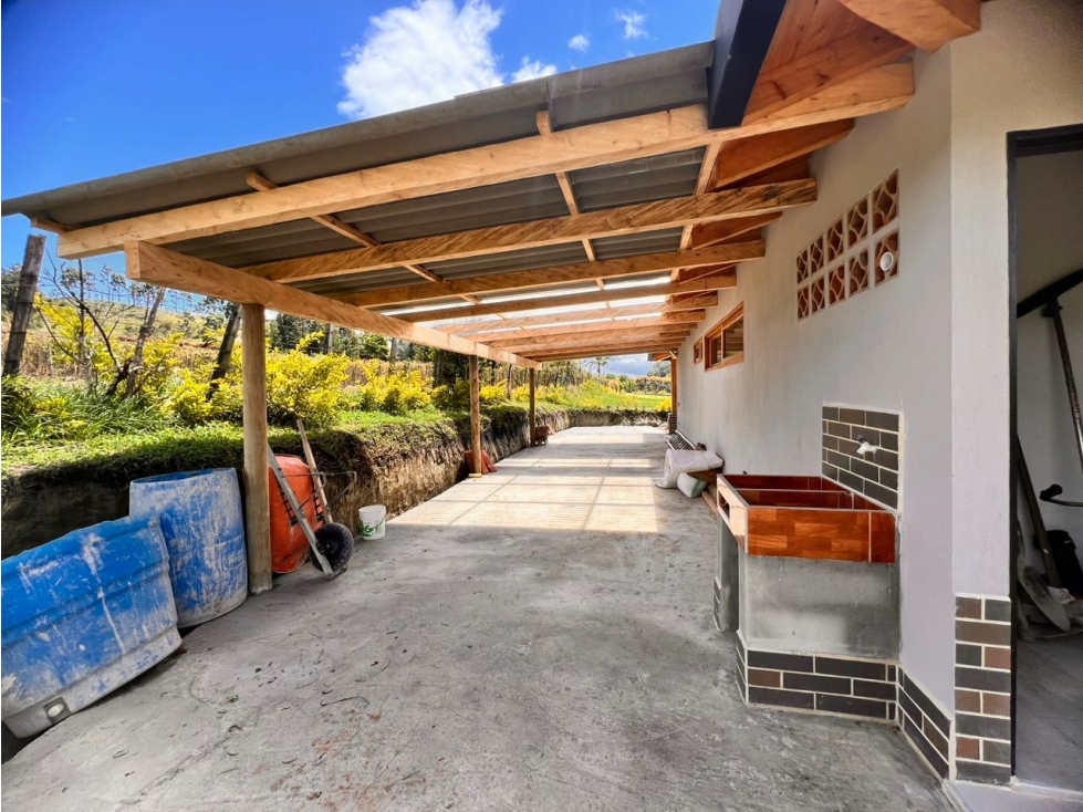 LINDA CASA FINCA EN VENTA CARMEN DE VIBORAL — foto 5