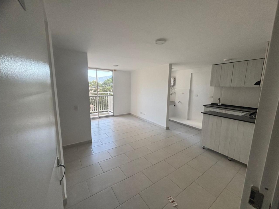 HERMOSO APARTAMENTO EN VENTA ITAGUI — foto 3