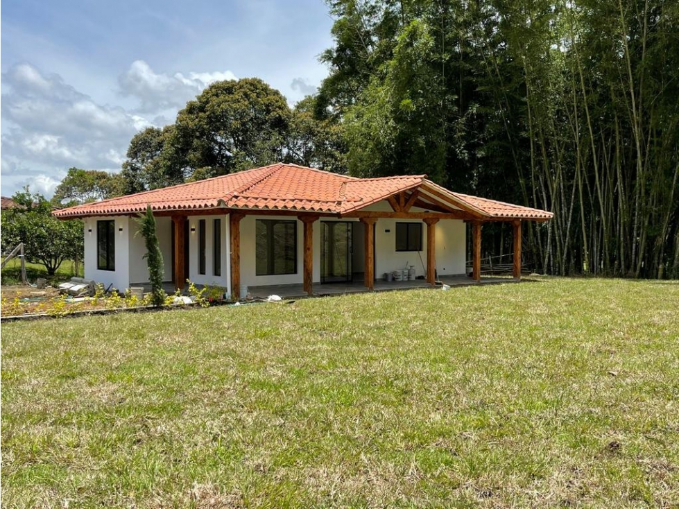 ESPECTACULAR CASA CAMPESTRE EN VENTA EN SANTUARIO - 3