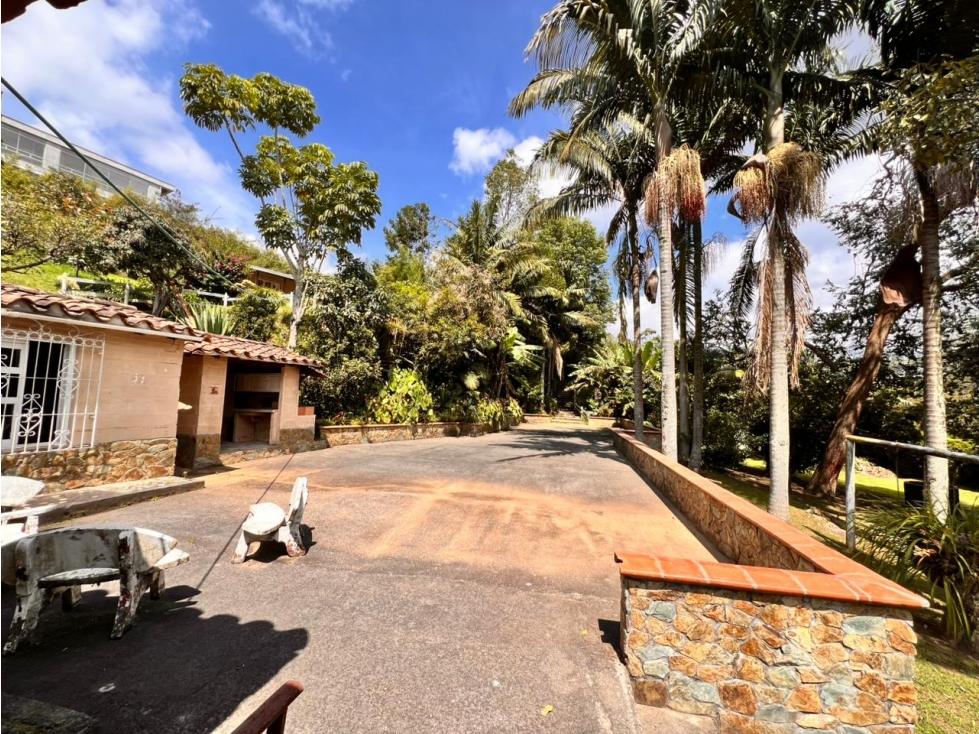 LINDA CASA LOTE EN VENTA AUTOPISTA MEDELLÍN BOGOTÁ