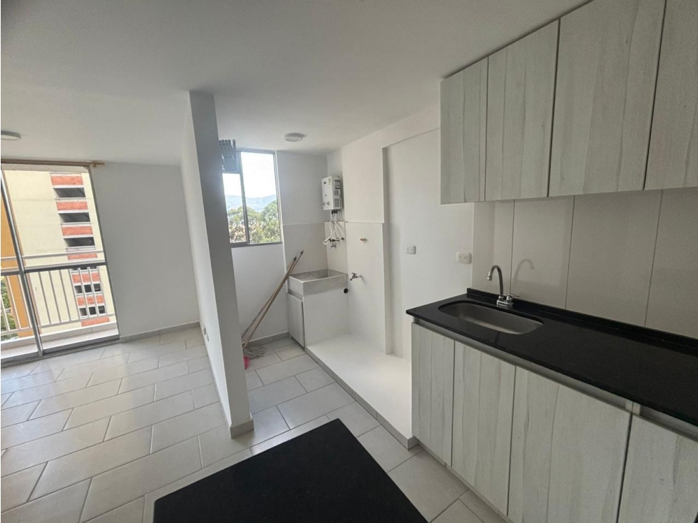HERMOSO APARTAMENTO EN VENTA ITAGUI — foto 4