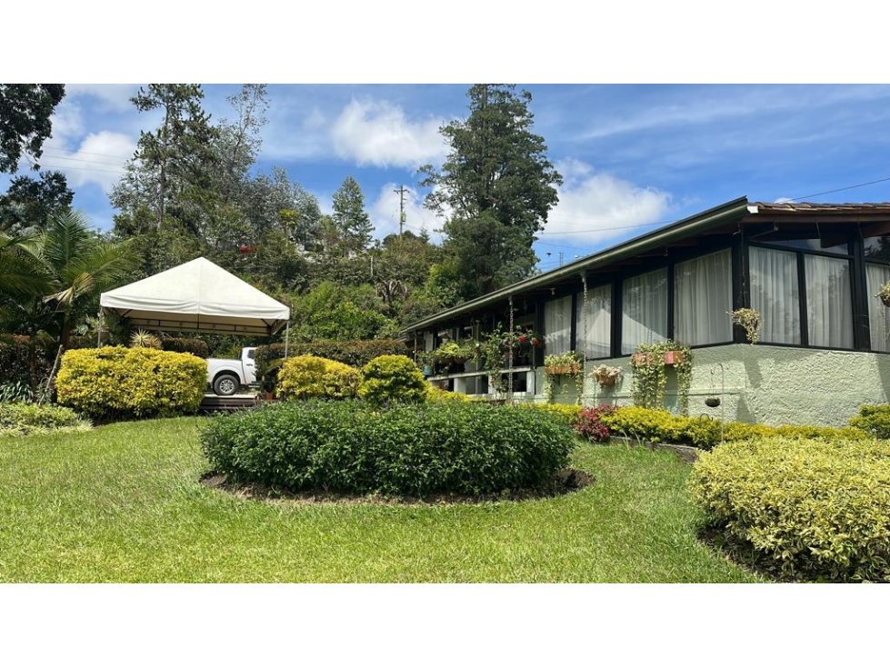 ENCANTADORA FINCA EN VENTA GUARNE — foto 2