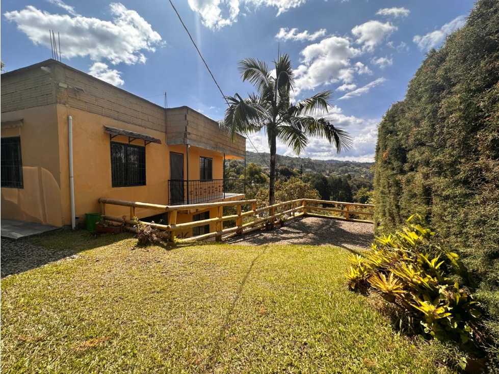 ENCANTADORA FINCA EN VENTA SECTOR AEROPUERTO APTA PARA SUBDIVIDIR