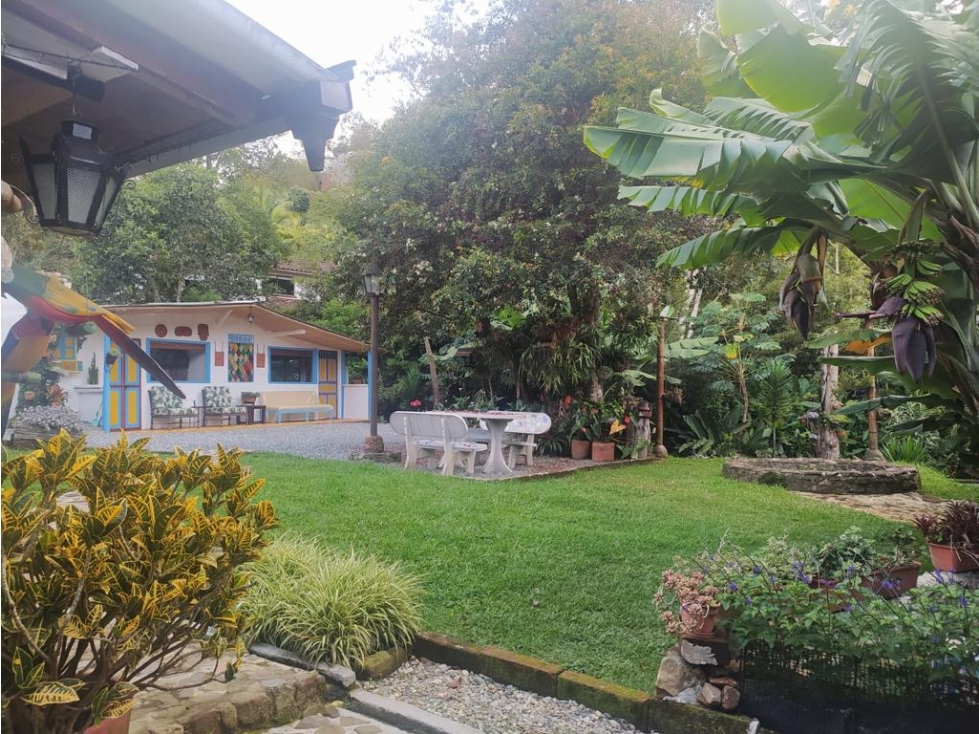 LINDA FINCA EN VENTA EN EL RETIRO ANTIOQUIA - SECTOR LLANOGRANDE