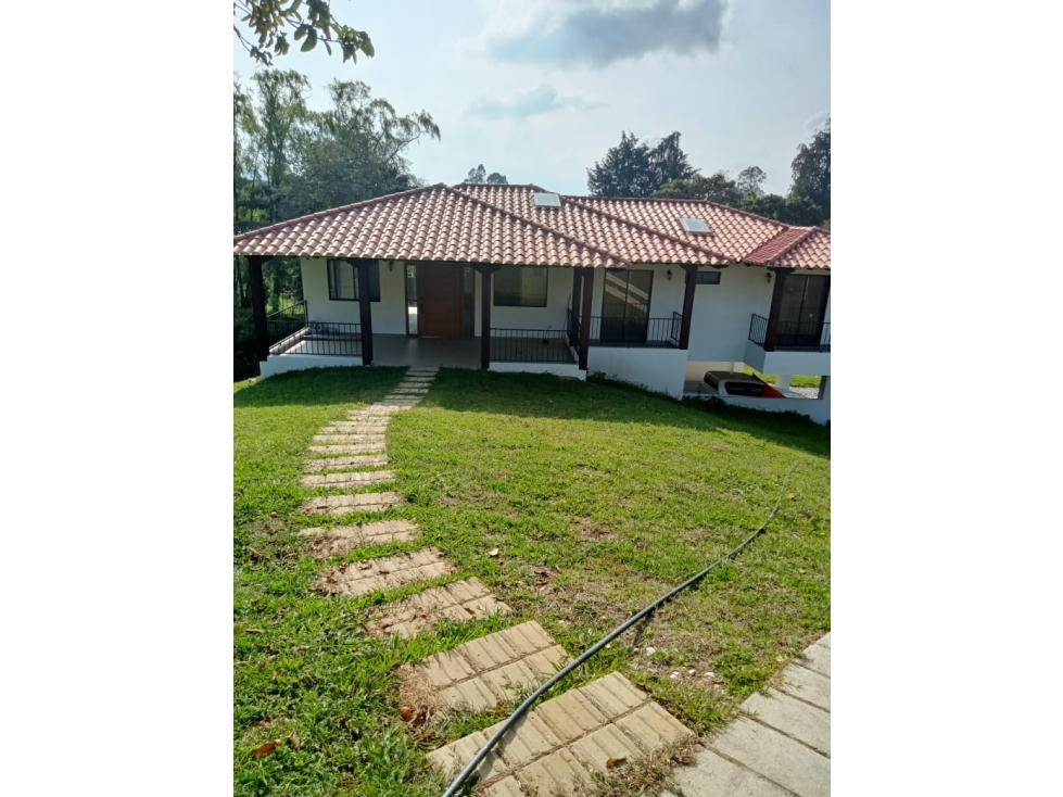 EXCELENTE CASA CAMPESTRE EN ARRIENDO RIONEGRO ANTIOQUIA - 1