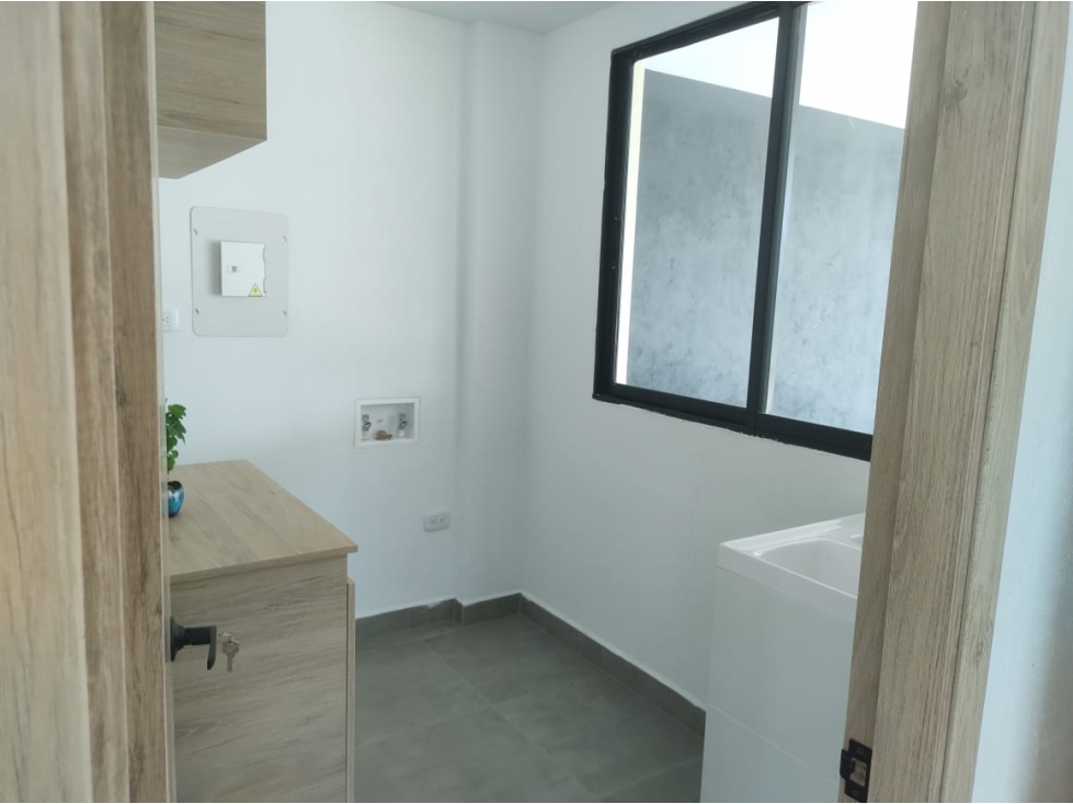 HERMOSA CASA DE 3 NIVELES EN VENTA PORVENIR RIONEGRO-ANTIOQUIA — foto 4