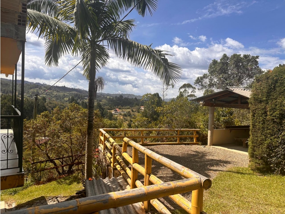 ENCANTADORA FINCA EN VENTA SECTOR AEROPUERTO APTA PARA SUBDIVIDIR — foto 4