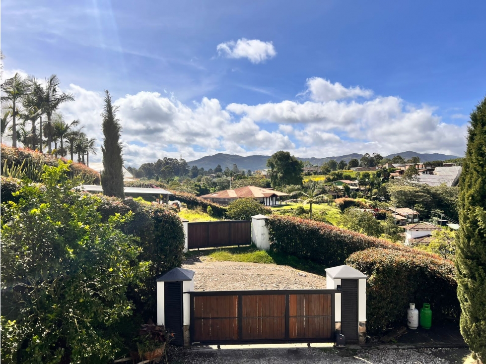 LINDA CASA FINCA EN VENTA EL CARMEN DE VIBORAL