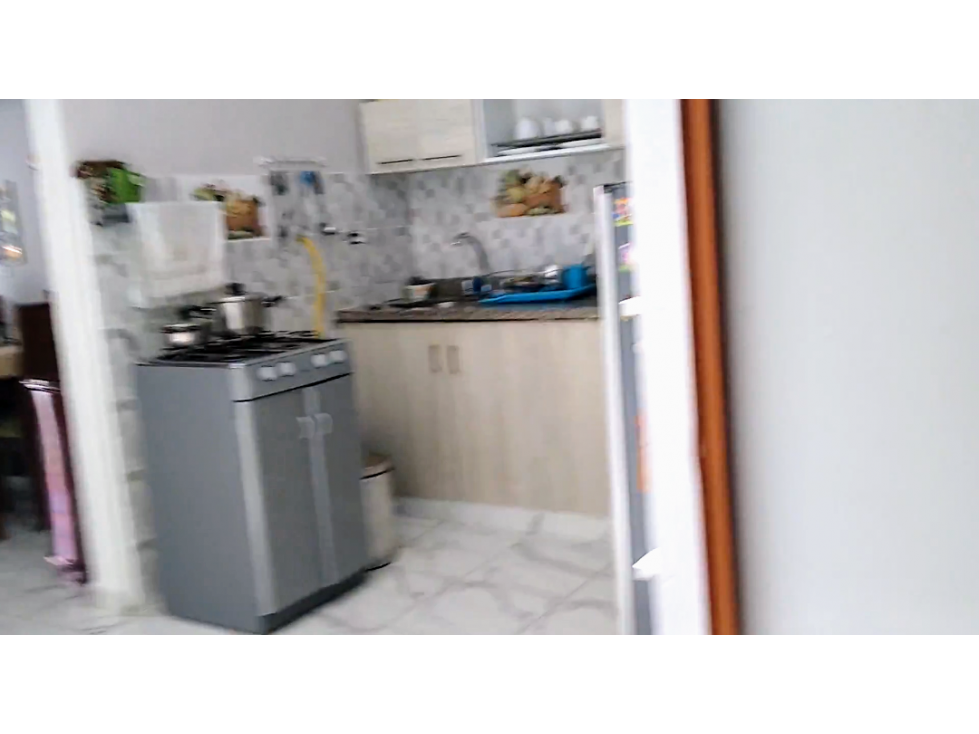 LINDA CASA EN VENTA GUATAPE- ANTIOQUIA — foto 3