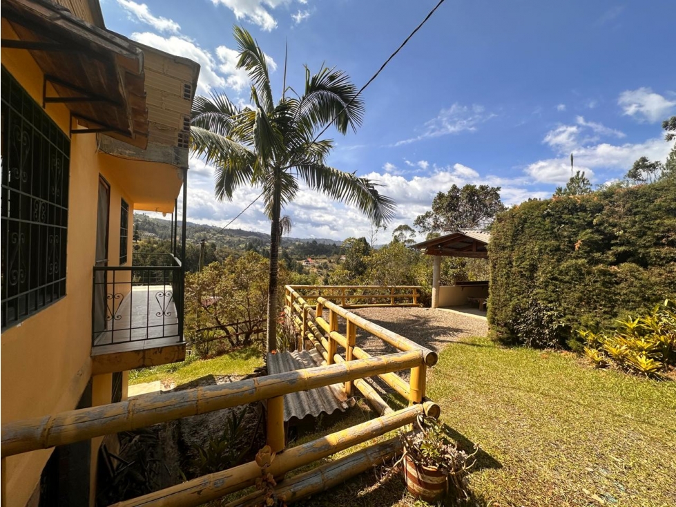 ENCANTADORA FINCA EN VENTA SECTOR AEROPUERTO APTA PARA SUBDIVIDIR — foto 5