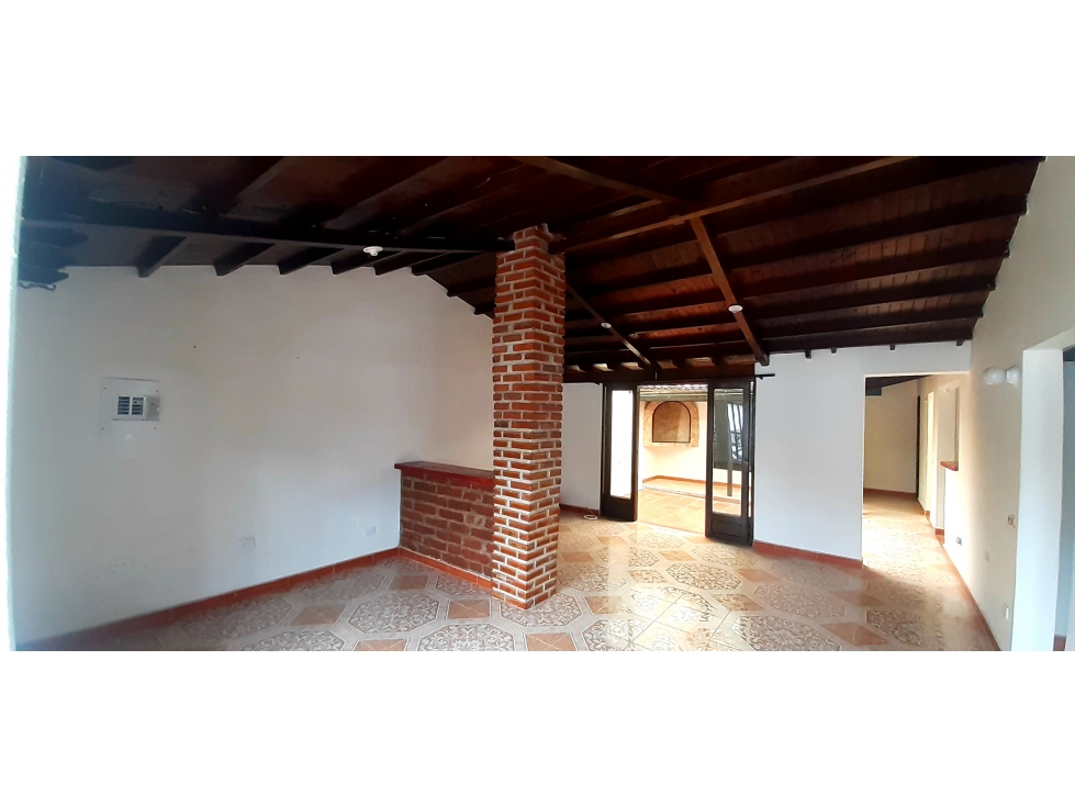 HERMOSA CASA EN VENTA EN SAN ANTONIO DE PEREIRA