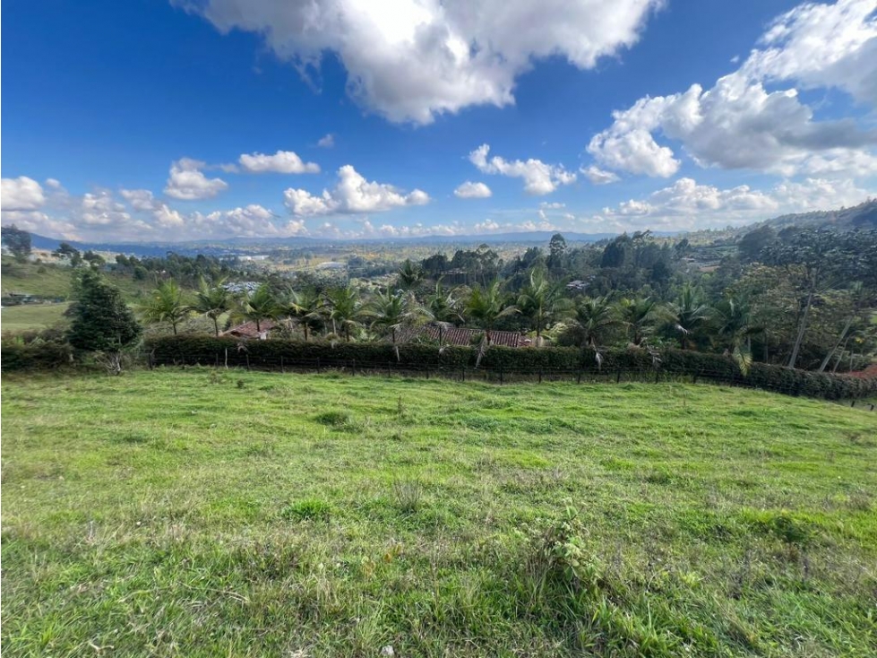 ENCANTADOR LOTE EN VENTA GUARNE — foto 3