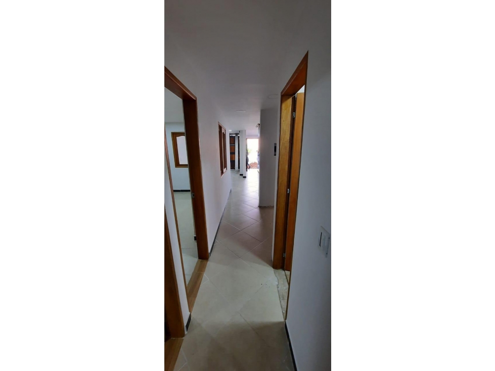 LINDA CASA PRIMER NIVEL EN VENTA EL CARMEN DE VÍBORAL — foto 6