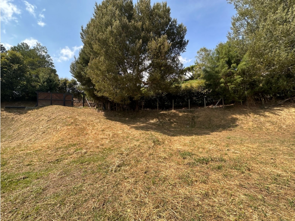 ENCANTADOR LOTE EN VENTA EN PARCELACIÓN EN SAN VICENTE — foto 2