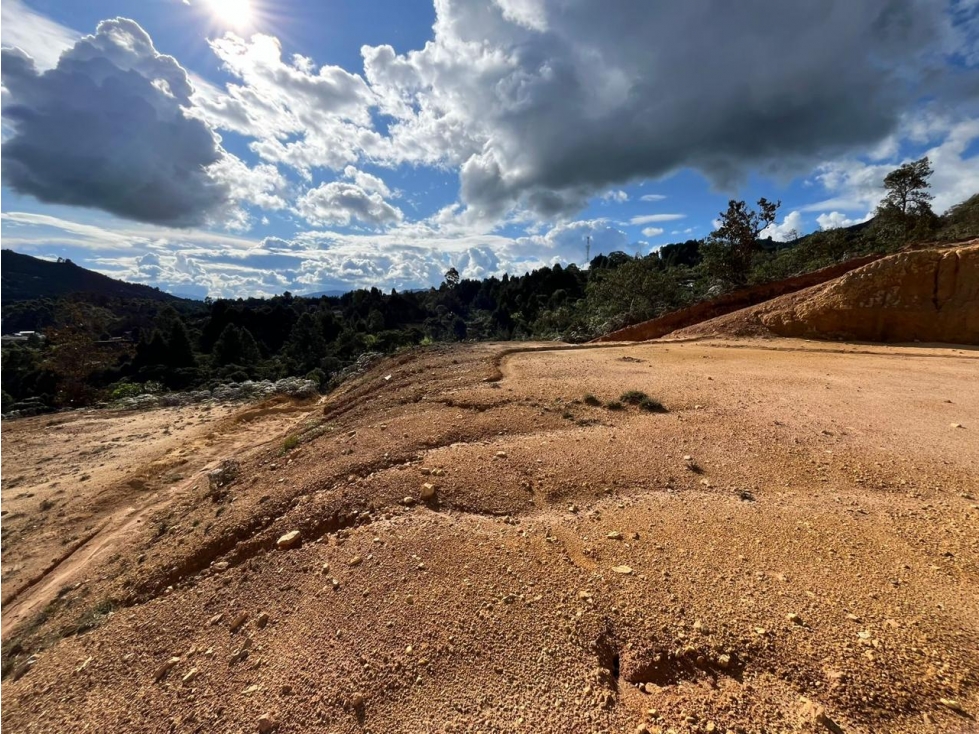 ENCANTADORES LOTES EN VENTA GUARNE — foto 3