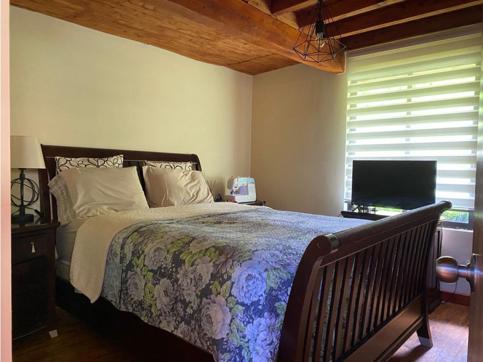 ENCANTADORA FINCA EN VENTA GUARNE LINDA VISTA — foto 4