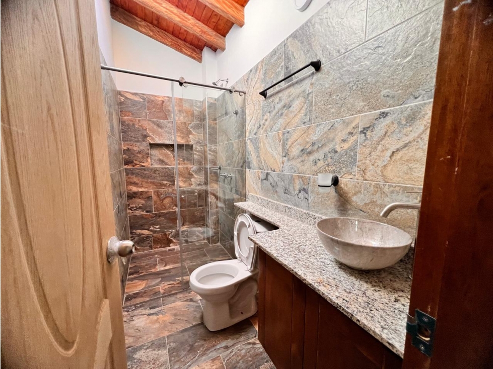 CASA EN VENTA DE SEGUNDO... PISO MAS MANSARDA EL CARMEN DE VIBORAL — foto 6